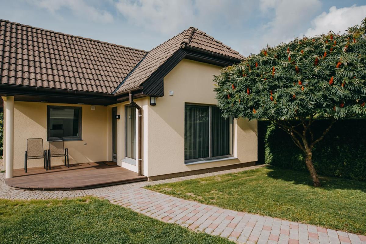 Garden Apartment Цесис Экстерьер фото